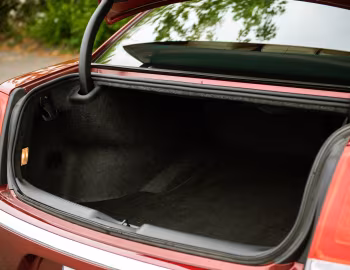 Ambos 2015–20 Chrysler 300 Limited AWD (LX2) '2015–20