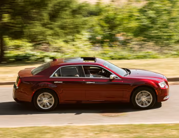 2015–20 Chrysler 300 Limited AWD (LX2) '2015–20