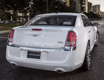 2013 Chrysler 300 "Motown" [North America] (LX2) '2013
