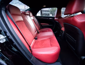 Interior Chrysler 300 SRT8 [Japan] (LX2) '03.2013–10.2015
