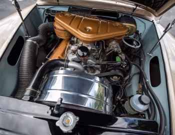 Bajo el capó 1956 Chrysler 300B Coupe Speciale