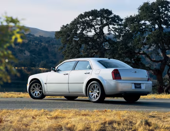 2005–07 Chrysler 300C [North America] (LX) '2004–07