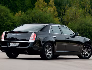 Chrysler 300C [Brazil] '2012–15