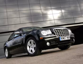 Chrysler 300C [UK-spec] (LE) '2007–10