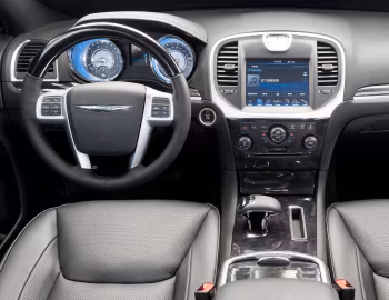 Panel frontal Chrysler 300C [Brazil] '2012–15