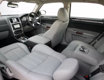 Interior Chrysler 300C [UK-spec] (LE) '2005–07