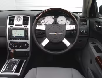 Panel frontal Chrysler 300C [UK-spec] (LE) '2005–07