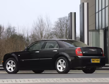 Chrysler 300C [UK-spec] (LE) '2007–10