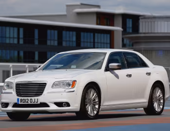 Chrysler 300C [UK-spec] '2012–15