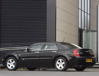 Chrysler 300C [UK-spec] (LE) '2007–10