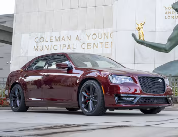 2023 Chrysler 300C (LX2) '2023