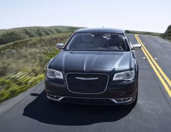2015–17 Chrysler 300C Platinum (LX2) '2015–17