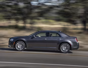2015–17 Chrysler 300C Platinum (LX2) '2015–17