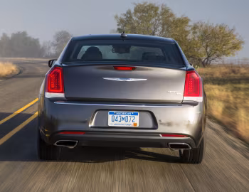 2015–17 Chrysler 300C Platinum (LX2) '2015–17