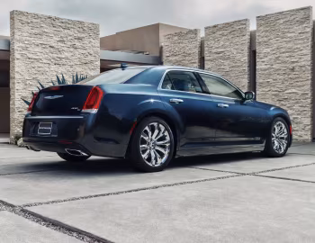 2015–17 Chrysler 300C Platinum (LX2) '2015–17
