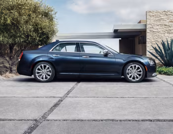 2015–17 Chrysler 300C Platinum (LX2) '2015–17