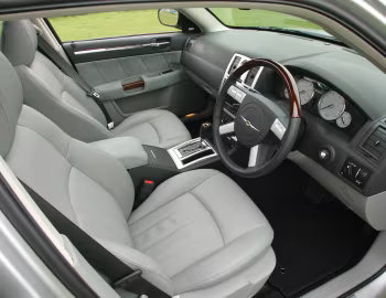 Panel frontal Chrysler 300C Touring [UK-spec] (LE) '2006–07