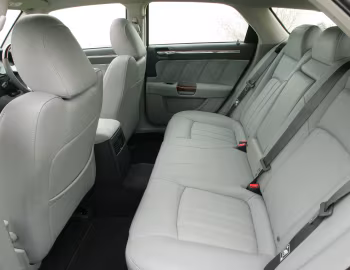 Interior Chrysler 300C Touring [UK-spec] (LE) '2006–07