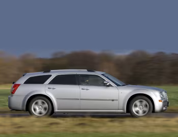 Chrysler 300C Touring [EU-spec] (LE) '2007–10