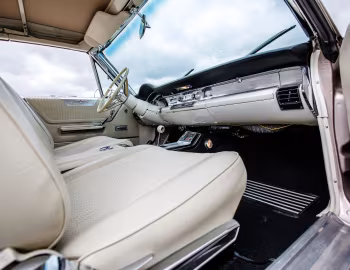 Interior 1965 Chrysler 300L Convertible (AC2-P C45)