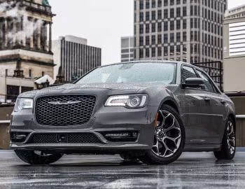2017–20 Chrysler 300S Sport Appearance Package [North America] (LX2) '2016–20
