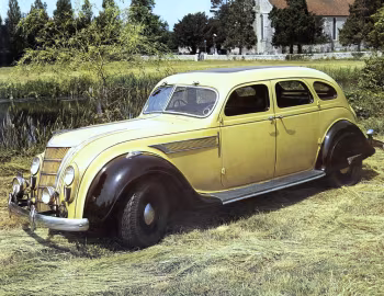 1935 Chrysler Airflow Sedan (C-1)