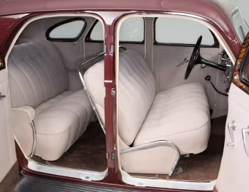 Interior 1935 Chrysler Airflow Sedan (C-1)