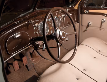Interior 1934 Chrysler Airflow Sedan (CU)