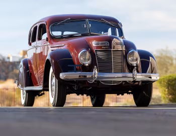 1937 Chrysler Airflow Touring Sedan (C-17)