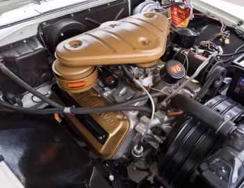 Sous la capuche 1955 Chrysler C-300 (C68-300)
