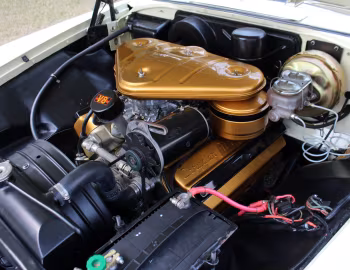Bajo el capó 1955 Chrysler C-300 (C68-300)