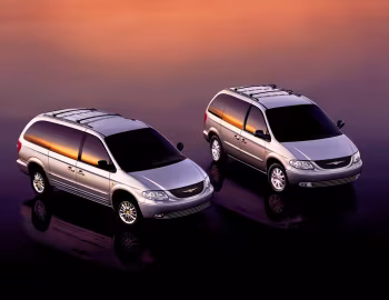 Chrysler Town & Country, Chrysler Voyager