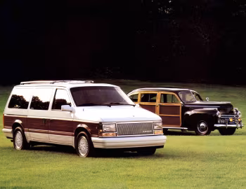 Chrysler Windsor Town & Country Station Wagon, Chrysler Town & Country