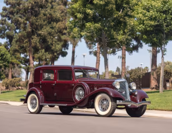 1933 Chrysler Custom Imperial Sedan by LeBaron (CL)
