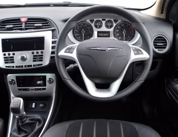Panel frontal Chrysler Delta (844) '2011–13