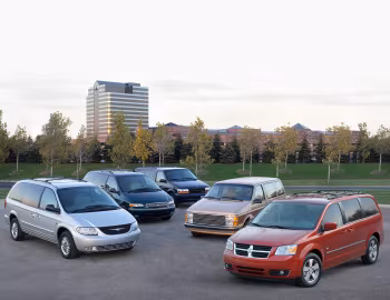 Plymouth Voyager, Dodge Grand Caravan, Chrysler Grand Voyager, Chrysler Town & Country