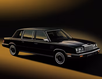 Chrysler Executive '1983–84