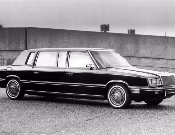 1986 Chrysler Executive Limousine (KCP-49)