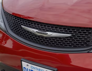 Logotipo 2025–pr. Chrysler Grand Caravan [Canada] (RU) '2024–pr.