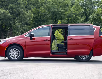 2025–pr. Chrysler Grand Caravan [Canada] (RU) '2024–pr.