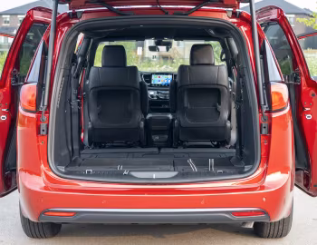 Ambos 2025–pr. Chrysler Grand Caravan [Canada] (RU) '2024–pr.