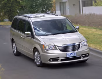 Chrysler Grand Voyager [Australia] (RT) '2011–15