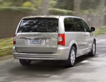 Chrysler Grand Voyager [Australia] (RT) '2011–15