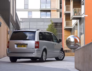 Chrysler Grand Voyager Limited [UK-spec] (RT) '2008–10