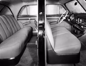 Interior Chrysler Imperial 4-door Sedan '1950