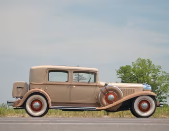 1931 Chrysler Imperial Close-Coupled Sedan (CG)