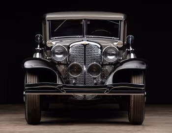 1931 Chrysler Imperial Close-Coupled Sedan (CG)
