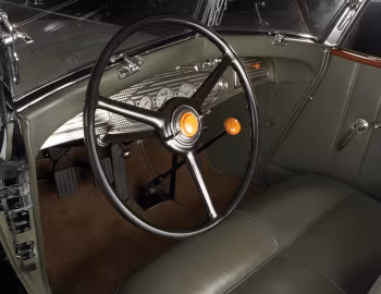 Panel frontal 1932 Chrysler Imperial Convertible Coupe by LeBaron (CL)