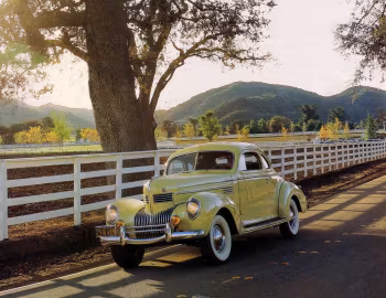 1939 Chrysler Imperial Victoria Coupe (C-23)