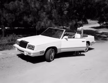 1982 Chrysler LeBaron Medallion Convertible (CP 27)